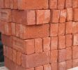 Stapel bakstenen   Pile of bricks 2005 Fruggo